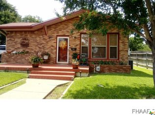 308 S Lutterloh Ave, Gatesville, TX 76528