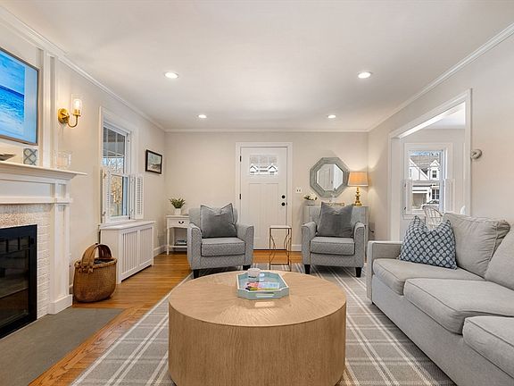 5th image of 94 Greenacre Rd