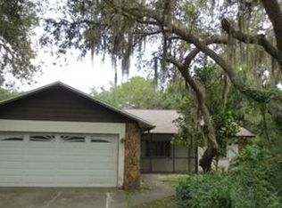 35420 Bill Dr, Zephyrhills, FL 33541