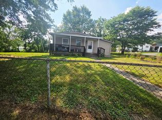 602 Ballard St, Midway, WV 25878