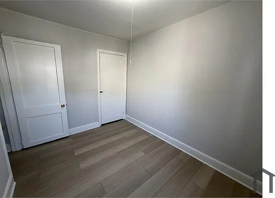 1114 Lancaster Ave — Photo 12