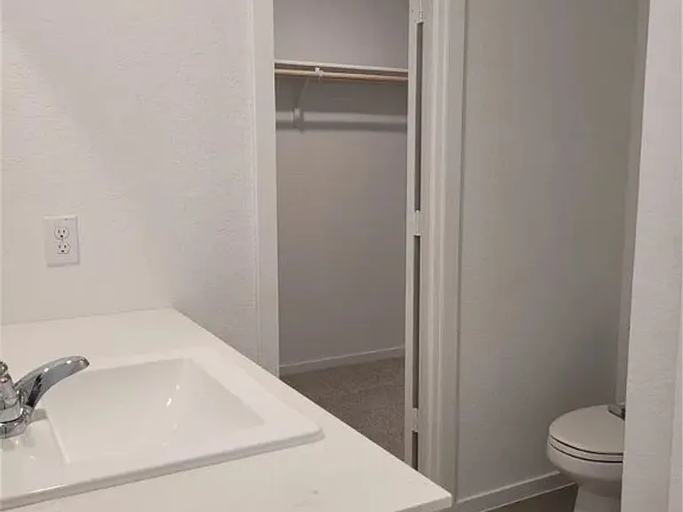 3310 Noir Ln — Photo 11