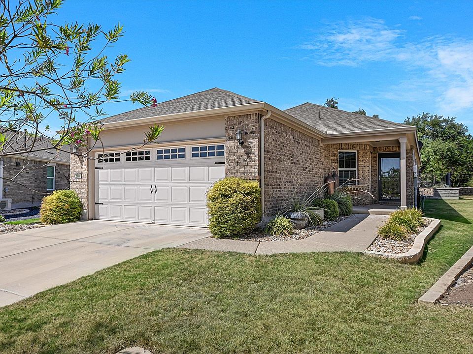 1st image of 200 Comal Ln
