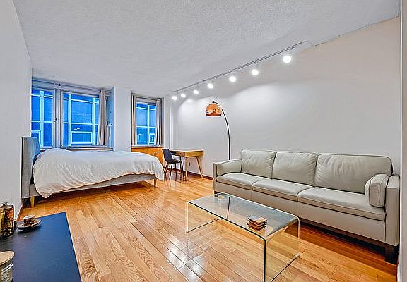 5th image of 130 Water St #6H