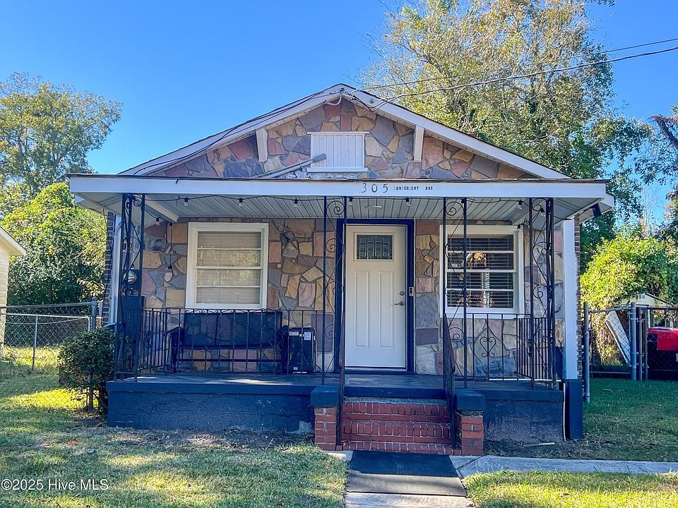 1st image of 305 Montgomery Ave