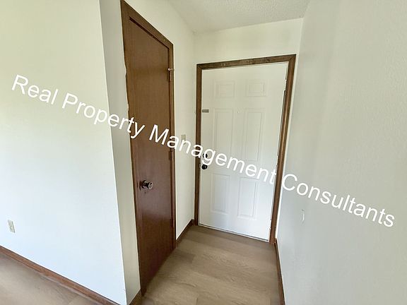 2nd image of 16604 E Gudgell Rd Unit B
