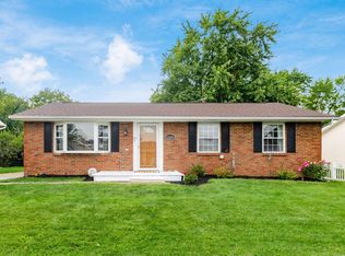 2604 Queensway Dr, Grove City, OH 43123