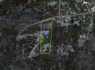 207 Duvall Hill Rd, Bridgeport, WV 26424