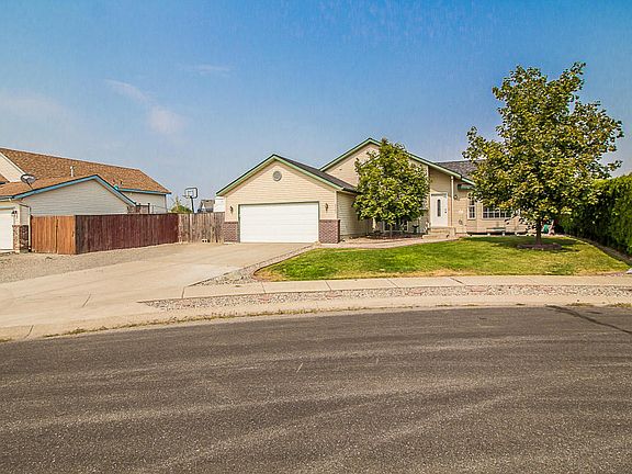 2nd image of 3760 N Walrus Ct