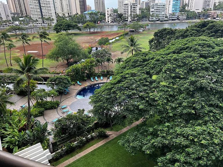 2333 Kapiolani Blvd #814 — Photo 3
