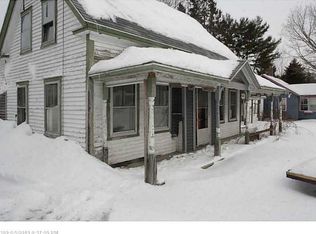 4 Blackswoods Rd, Franklin, ME 04634