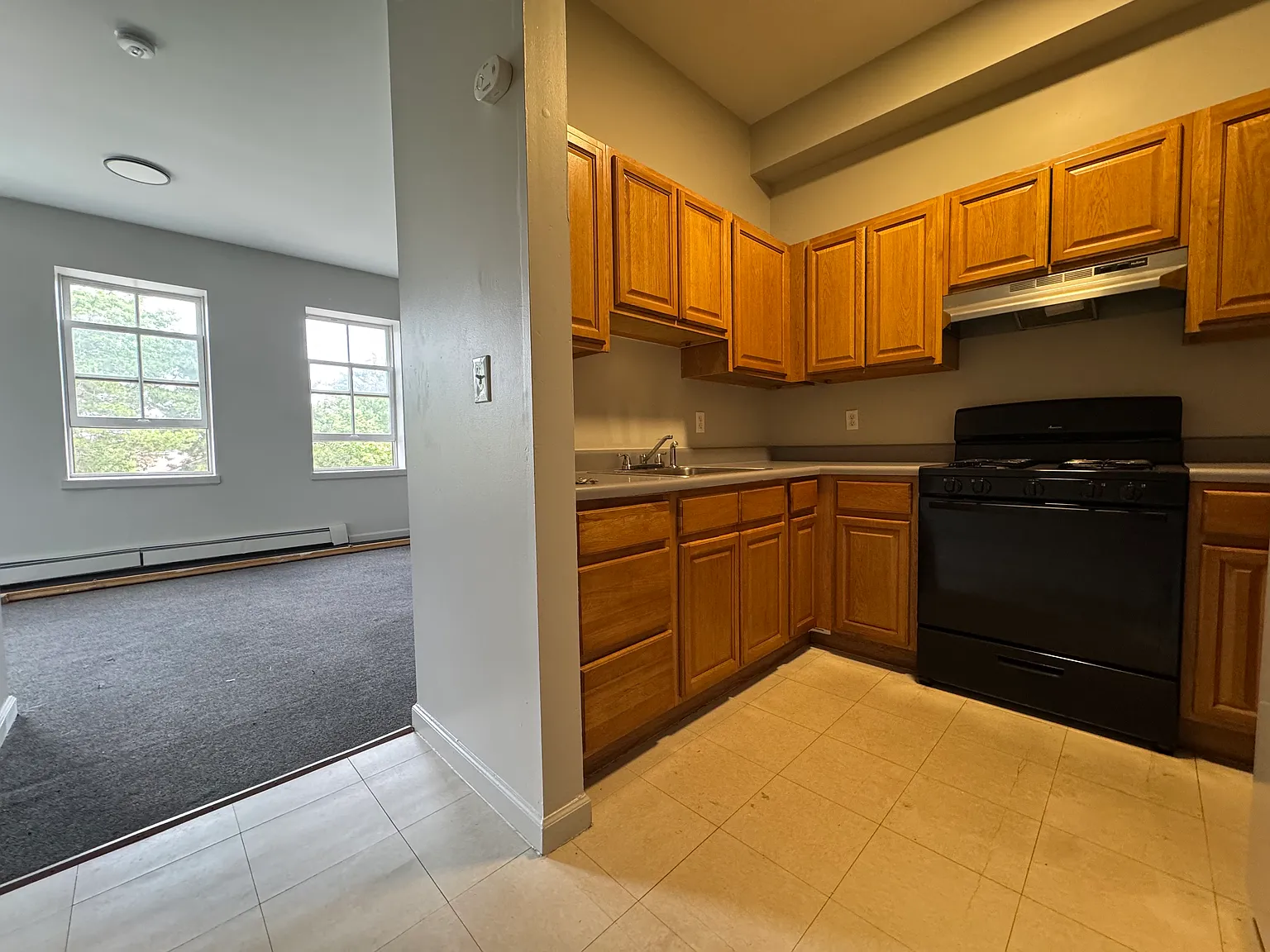 1 bed, 700 sqft, $1,495 — Photo 4