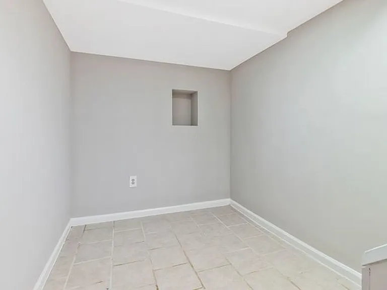 1358 Parkwood Pl NW — Photo 45