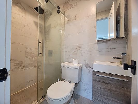 3rd image of 902 Sterling Pl #1