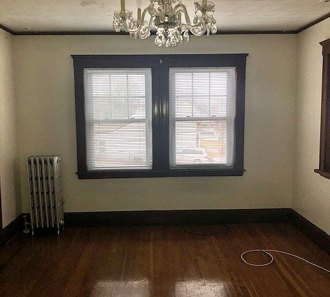 5th image of 98 S Walnut St #104