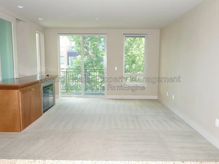 6801 Greenwood Ave N #310 — Photo 2