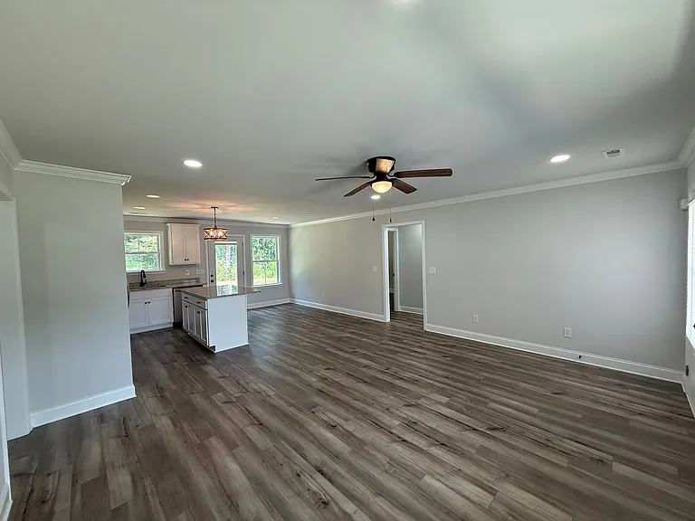 335 Maple Cir — Photo 10