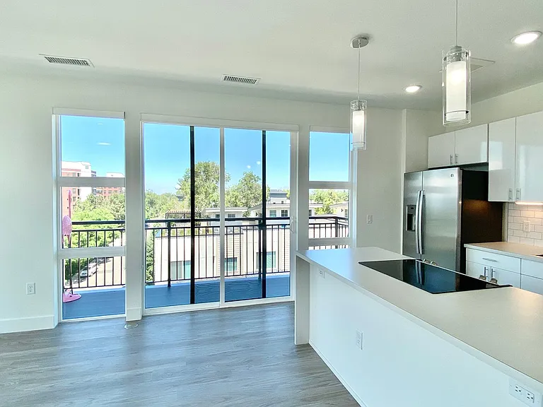 3500 S Corona St #504 — Photo 6