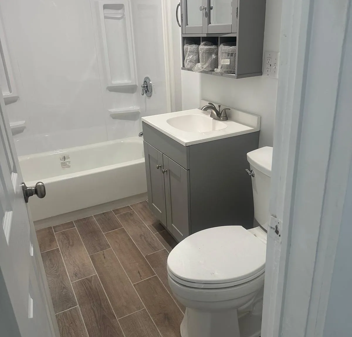 70 Arlington St — Photo 3