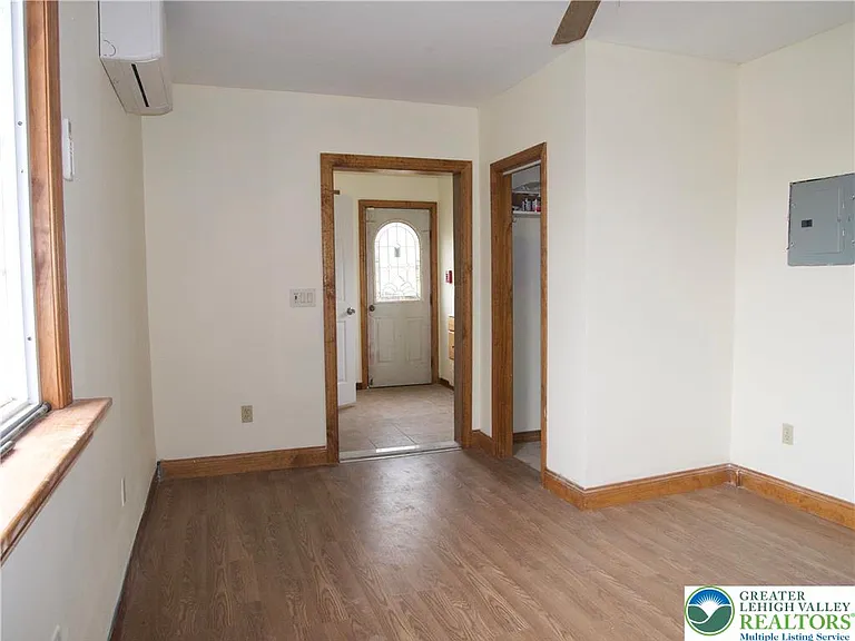 1020 Ferry St #1 — Photo 19