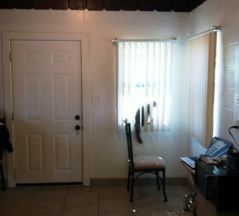 Dining area off kitchen