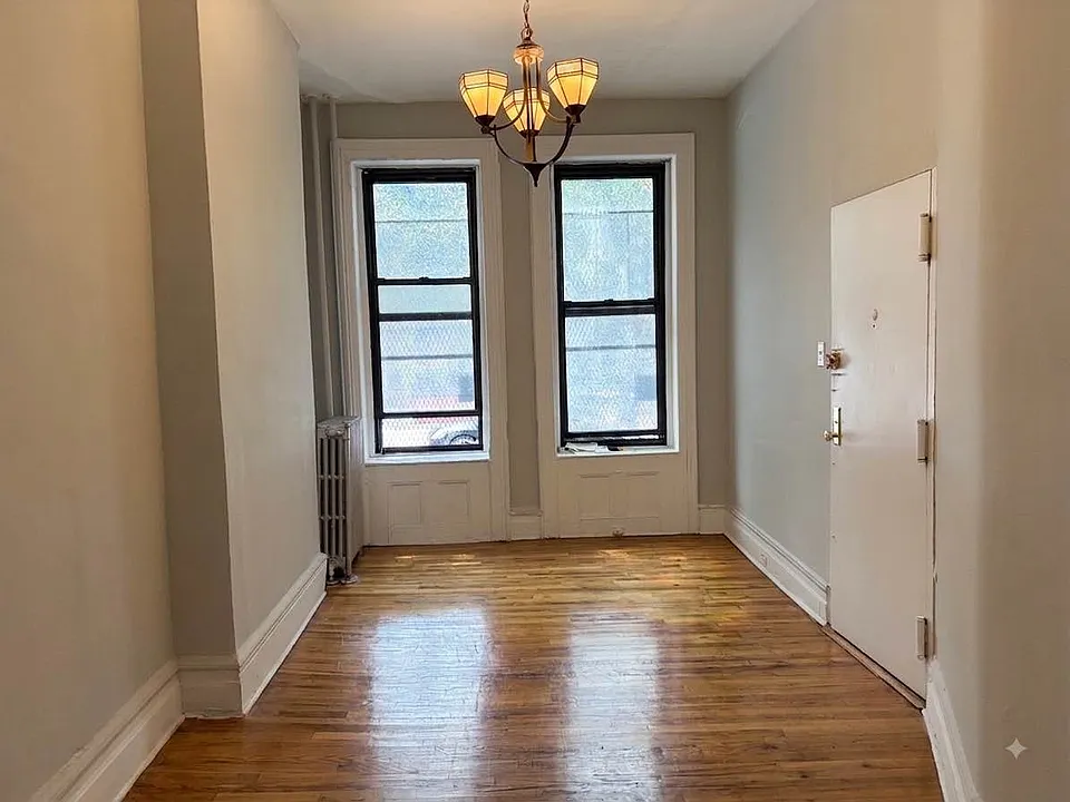 873 Saint Johns Pl #2