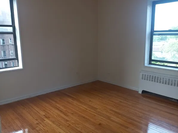 14712 84th Dr, Jamaica, NY 11435