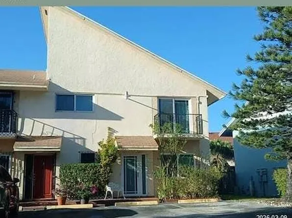 1771 W 59th St #1, Hialeah, FL 33012