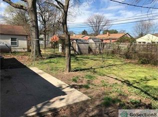 712 Cotter Rd, Glen Burnie, MD 21060