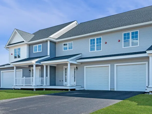 41 Crestview Way, Raymond, NH 03077