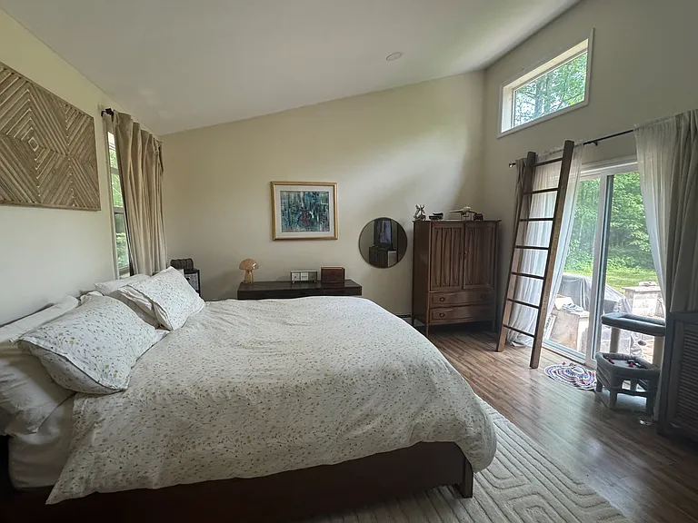 Woodland Dr — Photo 3