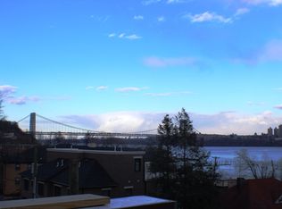 1226 River Rd, Edgewater, NJ 07020