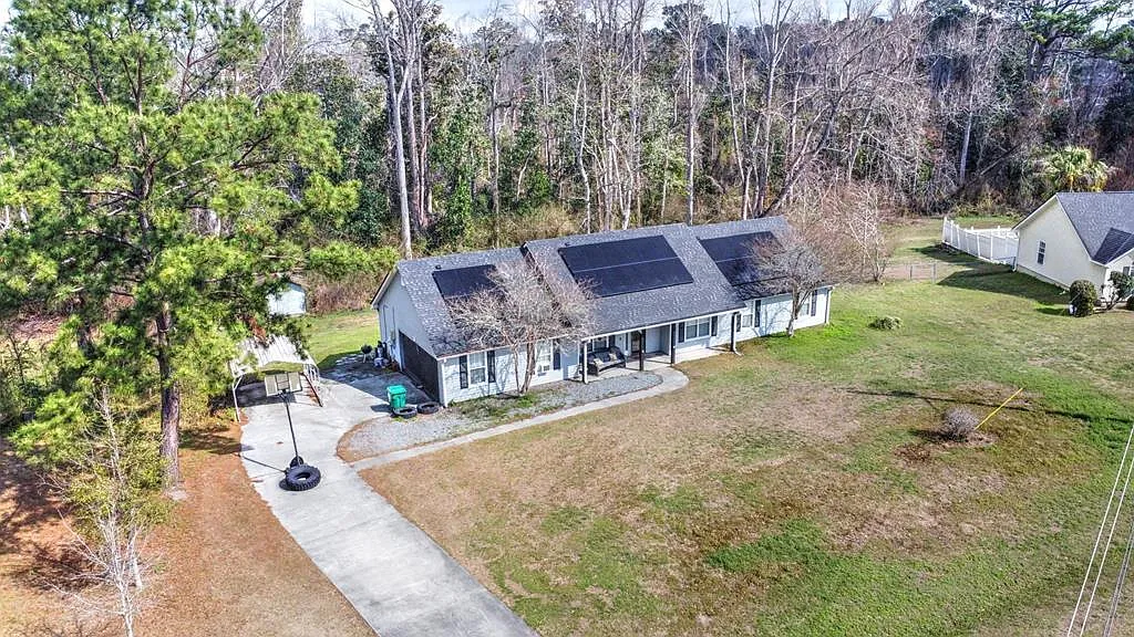 Building Photo - 4120 Clay Dr