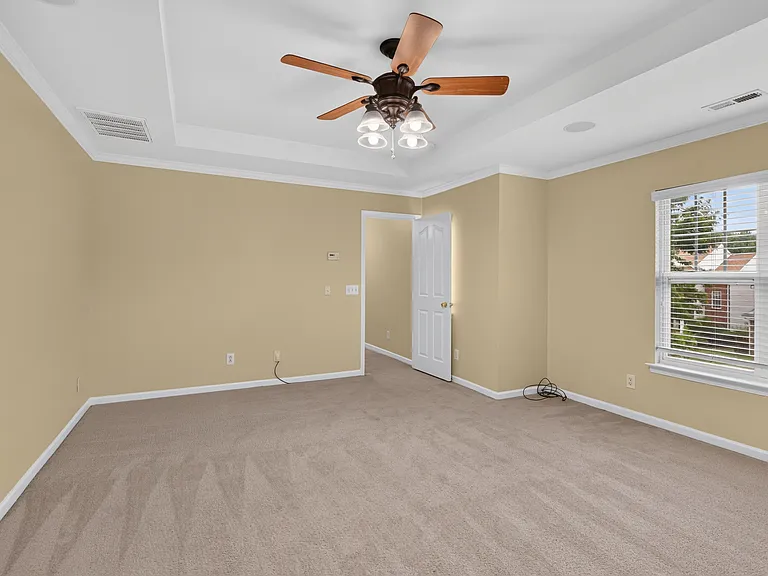 17222 Westmill Ln — Photo 18
