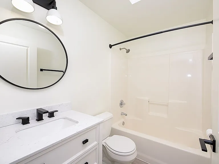 Northlink Apartments — Photo 86