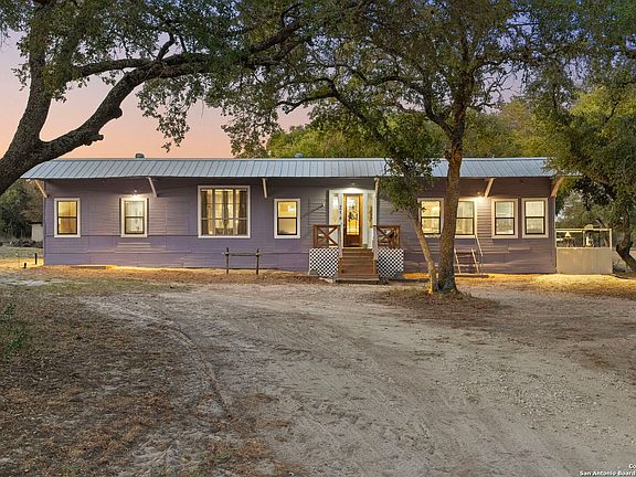4th image of 216 County Road 6815
