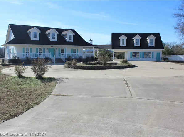 1716 E Wood St, Paris, AR 72855