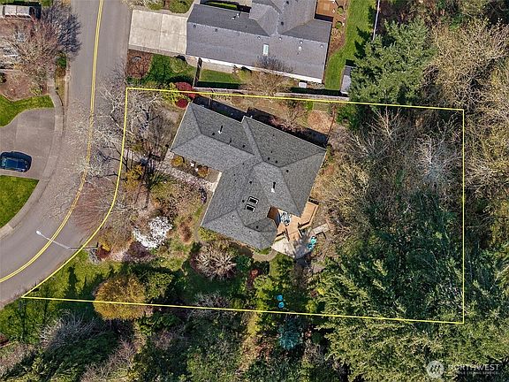 2nd image of 1101 South Street SE
