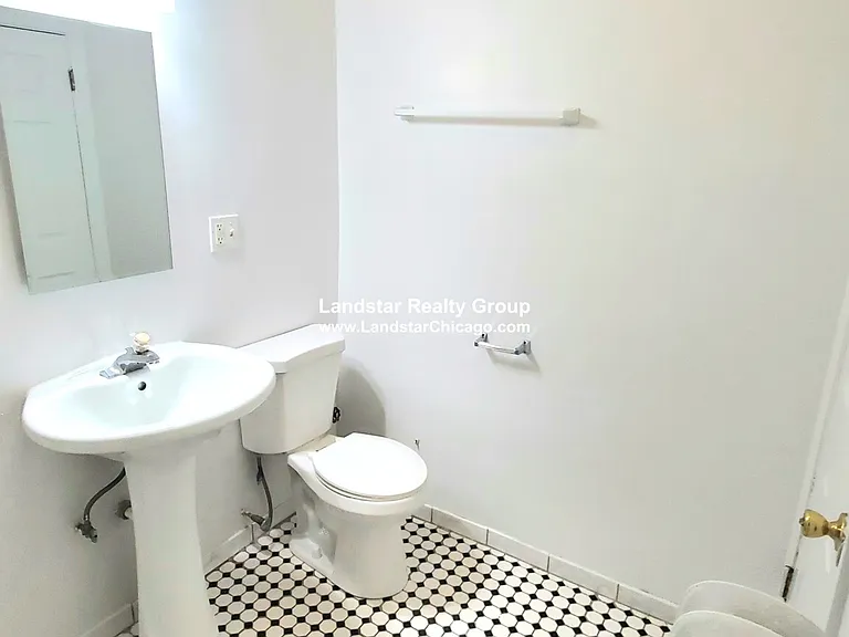 1366 W Estes Ave #2S — Photo 17