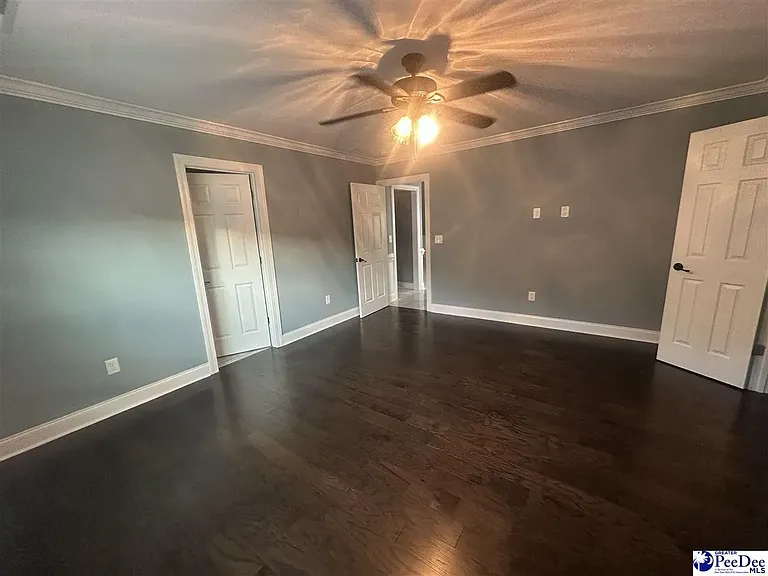Luigi Way — Photo 11