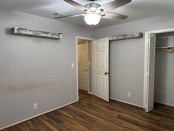 3rd image of 2114 Harbor Ct