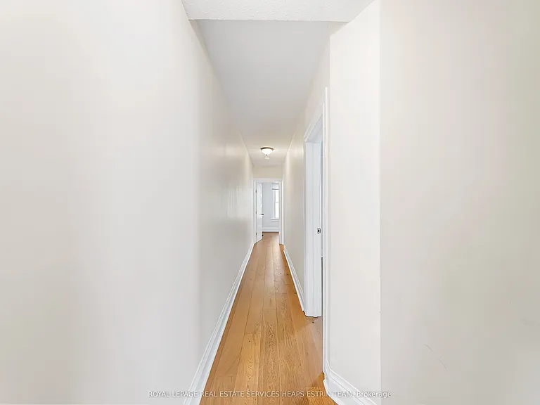 624 Pape Ave — Photo 19