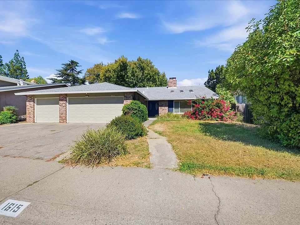 1615 Oakview Dr