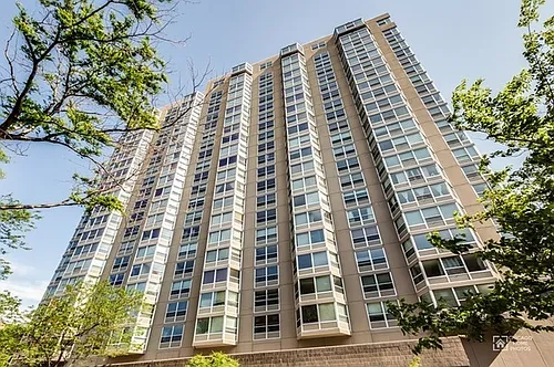 720 W Gordon Ter Photo 1