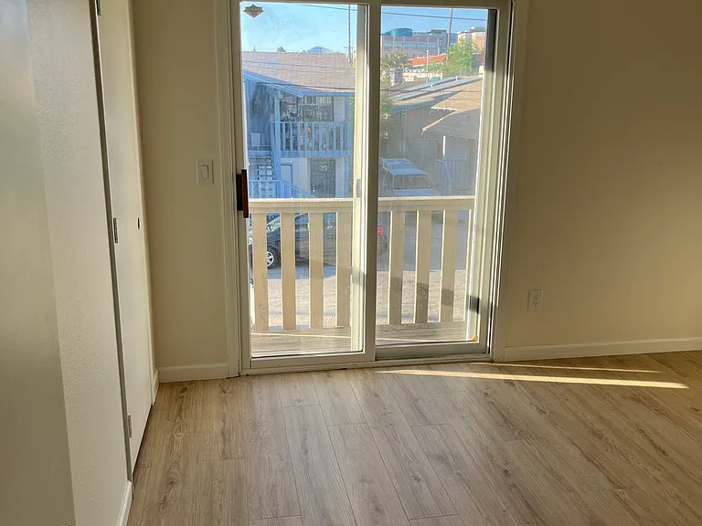623 N Euclid Ave — Photo 4