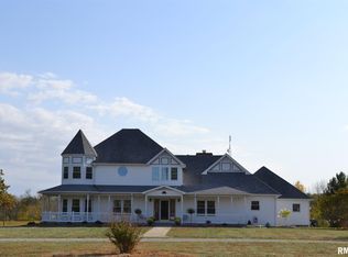 1420 Patriot Rd, Centralia, IL 62801