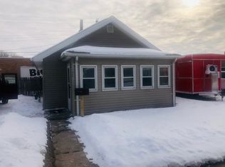 5840 Clover Ln, Toledo, OH 43623