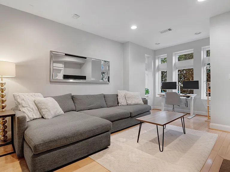 115 New York Ave NW #P-3 — Photo 2