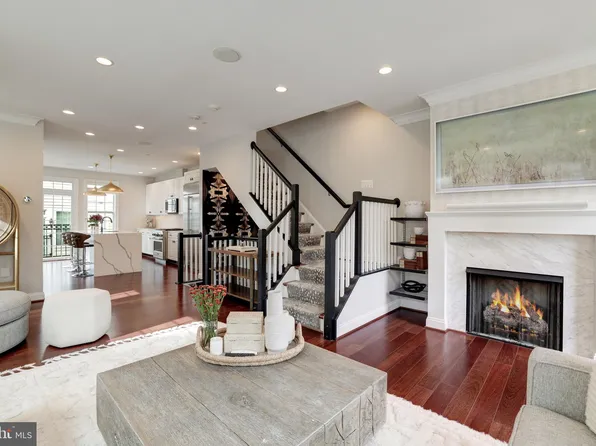 804 N Wakefield St, Arlington, VA 22203