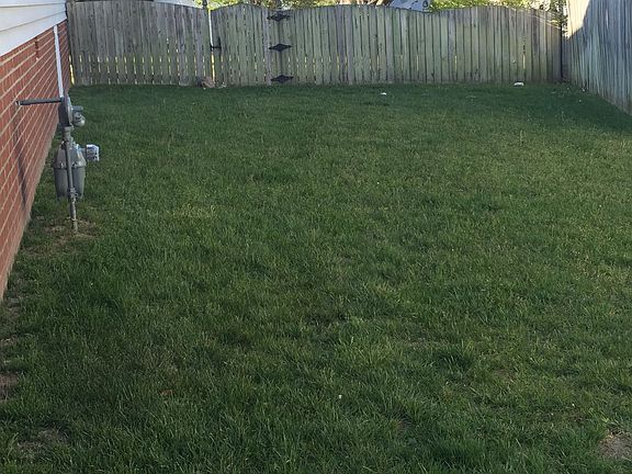 5th image of 7976 Bear Grass Ln